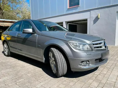 Gebraucht Mercedes C180 156 PS (114 kW) 2009 Grau Limousine