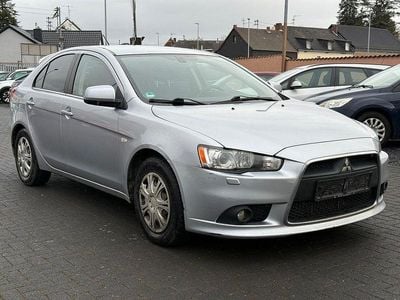 Gebraucht Mitsubishi Lancer Sportback Edition 116 PS (85 kW) 2011 Silber Limousine