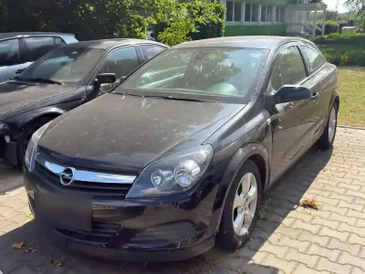Gebraucht Opel Astra GTC 90 PS (66 kW) 2009 Schwarz Cabrio