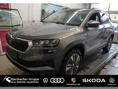 Graphitegrau metallic Gebraucht 2022 Skoda Karoq Tour SUV | 22.990 € (Fairer Preis)