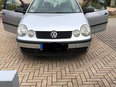 Usata VW Polo 63 CV (46 kW) 2003 Grigio Utilitaria