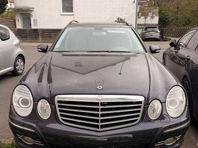 Gebraucht Mercedes E220 Avantgarde 170 PS (125 kW) 2007 Blau Kombi