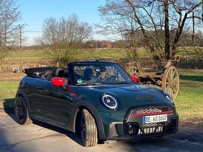 Gebraucht Mini John Cooper Works 231 PS (169 kW) 2024 Grün Kleinwagen