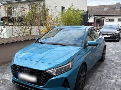 Gebraucht Hyundai i20 Trend 101 PS (74 kW) 2021 Blau Kleinwagen