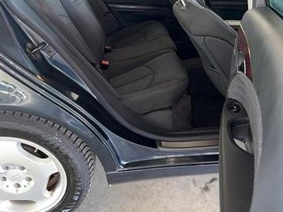 Mercedes E240