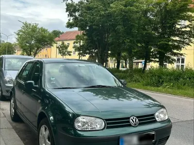 Gebraucht VW Golf III 75 PS (55 kW) 1999 Grün Kleinwagen