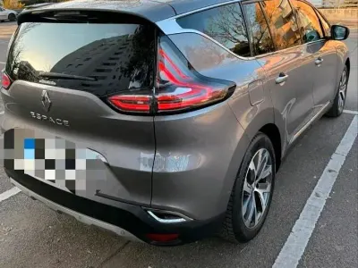 Gebraucht Renault Clio 160 PS (117 kW) 2015 Grau Van / Kleinbus