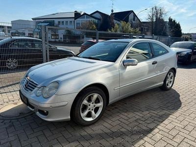 Usata Mercedes C230 204 CV (150 kW) 2007 Argento