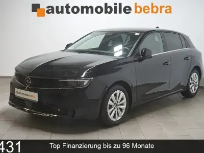 Second-hand Opel Astra Elegance 131 CP (96 kW) 2023 Negru Hatchback