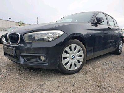 gebraucht BMW 116 d Navi usw....