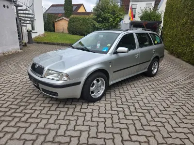 Gebraucht Skoda Octavia Ambiente 102 PS (75 kW) 2003 Silber Kombi