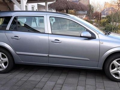 Gebraucht Opel Astra 105 PS (77 kW) 2007 Grau Kombi