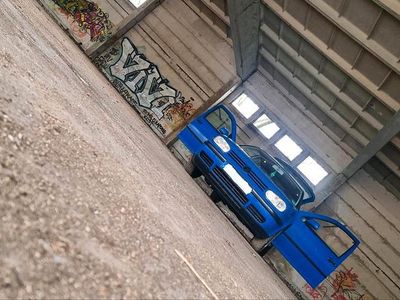 Blau Gebraucht 2001 VW Golf IV Kleinwagen | 1.500 € (Guter Preis)