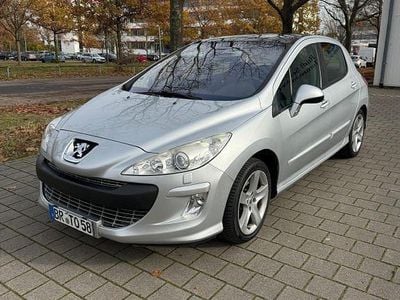 Gebraucht Peugeot 308 Platinum 136 PS (100 kW) 2008 Silber Limousine
