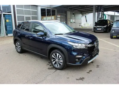 Neu Suzuki SX4 S-Cross Comfort+ 110 PS (80 kW) 2026 Blau SUV