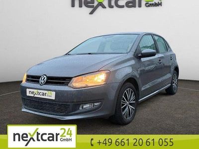 Grau Gebraucht 2013 VW Polo Comfortline Limousine | 6.990 € (Fairer Preis)