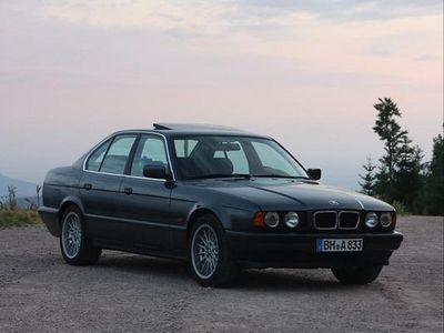 Gebraucht BMW 518 116 PS (85 kW) 1995 Grau Limousine