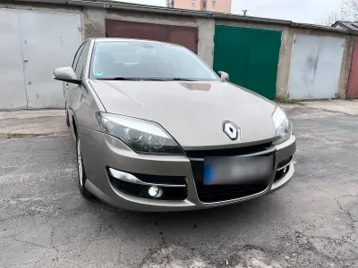 Używany Renault Laguna III 140 KM (102 kW) 2012 Sedan/Limuzyna
