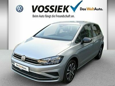 Gebraucht VW Golf Sportsvan IQ Drive 116 PS (85 kW) 2019 Silber metallic Van / Kleinbus