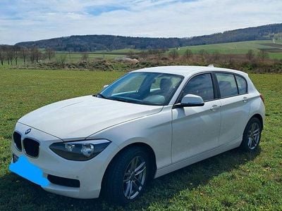 Gebraucht BMW 114 Efficient Dynamics 95 PS (69 kW) 2013 Weiß Kleinwagen