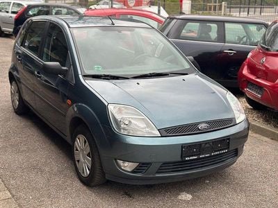 Gebraucht Ford Fiesta Trend 80 PS (58 kW) 2002 Grün Kleinwagen