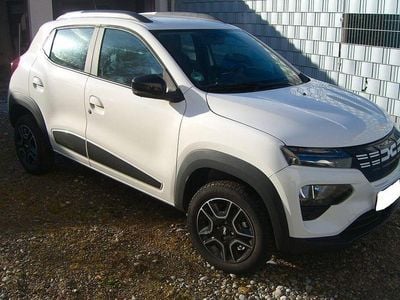 Begagnad Dacia Spring Essentiel 33 kW (45 HK) 2022 Vit Halvkombi
