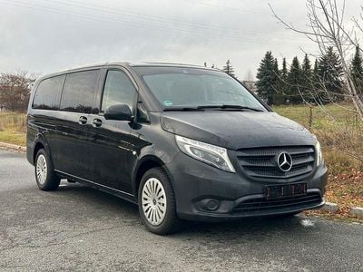 Schwarz Gebraucht 2022 Mercedes Vito Van | 33.000 € (Superpreis)