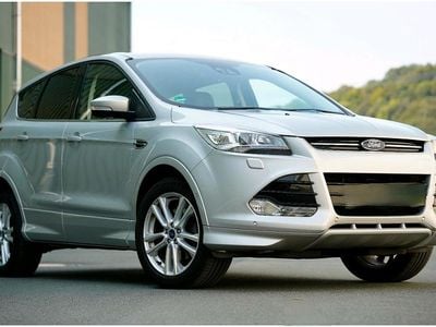 Gebraucht Ford Kuga Individual 150 PS (110 kW) 2016 Silber SUV