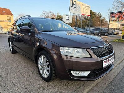 Gebraucht Skoda Octavia Ambition 150 PS (110 kW) 2016 Braun Kleinwagen