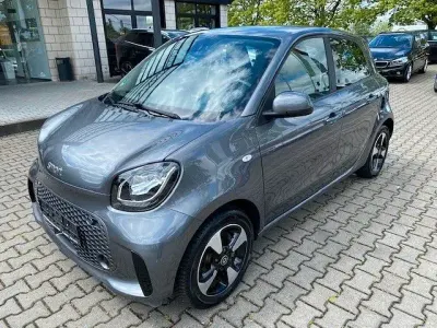 Usata Smart ForFour Electric Drive 60 kW (82 CV) 2021 Grigio Berlina