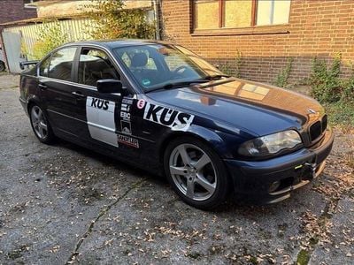 Usata BMW 328 Performance 193 CV (141 kW) 1999 Blu Berlina