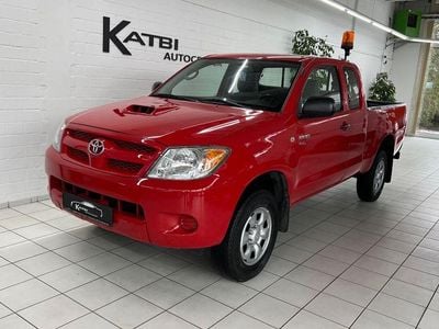 Gebraucht Toyota HiLux 120 PS (88 kW) 2008 Rot Abholung
