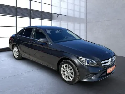 Gebraucht Mercedes C200 160 PS (117 kW) 2019 Grau Limousine