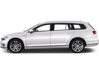 Grau (diabasgrau metallic / grenadillschwarz metall) Neu 2026 VW Passat R-line Kombi | 66.393 € (Teuer)