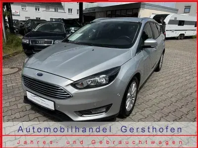 Usado Ford Focus Titanium 150 CV (110 kW) 2017 Plateado Familiar