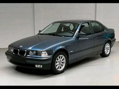 Gebraucht BMW 318 Comfort Edition 115 PS (84 kW) 1998 Blau Limousine