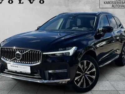 Gebraucht Volvo XC60 Plus 197 PS (144 kW) 2023 Onyx black / metallic SUV