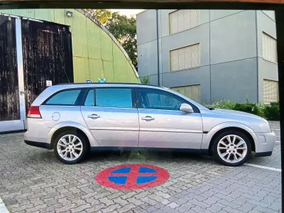 Gebraucht Opel Vectra 150 PS (110 kW) 2005 Silber Kombi