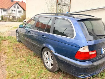 Gebraucht BMW 320 170 PS (125 kW) 2003 Blau Kombi