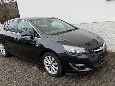 Gebraucht Opel Astra Active 140 PS (102 kW) 2013 Graphitschwarz/carbon flash/mi Limousine