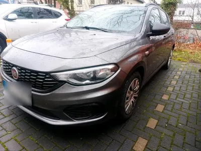 Usata Fiat Tipo 120 CV (88 kW) 2018 Grigio Station wagon
