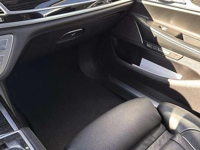 BMW 740