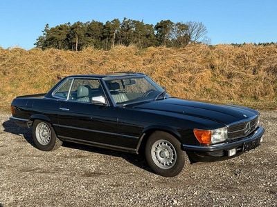 Schwarz Gebraucht 1985 Mercedes SL500 Cabrio | 26.800 €