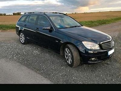Gebraucht Mercedes 220 170 PS (125 kW) 2010 Blau Kombi