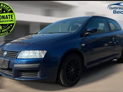 Gebraucht Fiat Stilo 105 PS (77 kW) 2005 Blau Kleinwagen