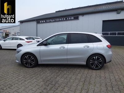 Mercedes B220