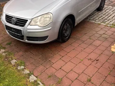 Gebraucht VW Polo 75 PS (55 kW) 2007 Silber Kleinwagen