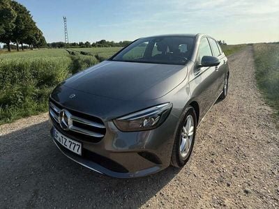 Mercedes B180