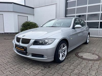 Gebraucht BMW 325 Sport Line 218 PS (160 kW) 2005 Silber Limousine