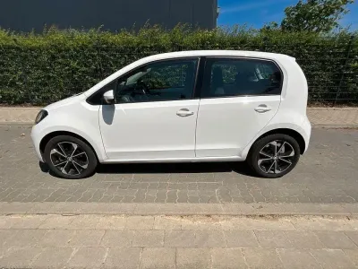 Gebraucht Skoda Citigo-e IV Style 61 kW (83 PS) 2021 Weiß Kleinwagen